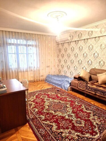 Продаётся 3-комн. вторичка 75 м², м. Ахмедлы, photo 8 from 28