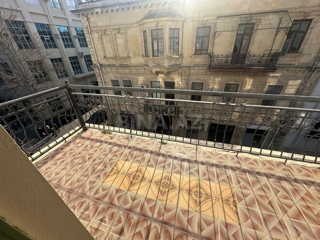 İcarəyə verilir 1 otaqlı köhnə tikili 60 m², Sahil m., photo 10 from 13