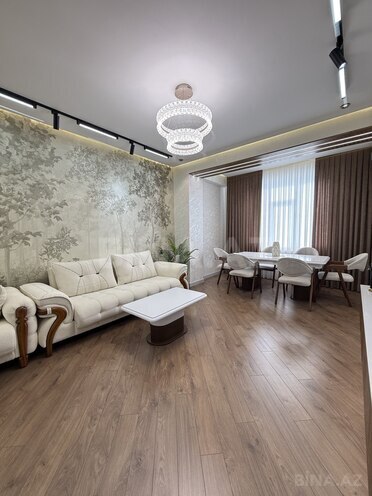 Продается 3-комн. новостройка 105 м², м. Ази Асланов, photo 1 from 17
