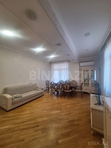 İcarəyə verilir 3 otaqlı yeni tikili 125 m², İnşaatçılar m., photo 3 from 30