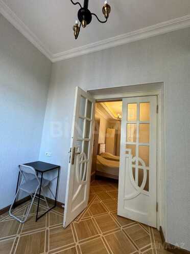Сдаётся 3-комн. вторичка 80 м², м. Элмляр Академиясы, photo 8 from 17