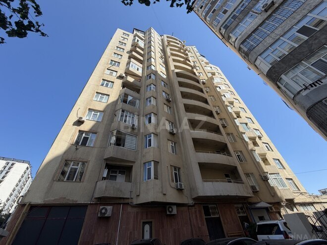 Satılır 4 otaqlı yeni tikili 152 m², 28 May m., photo 1 from 17