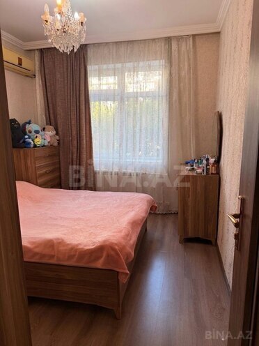Продаётся 2-комн. вторичка 60 м², м. Ази Асланов, photo 4 from 12