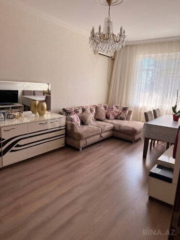 Продаётся 2-комн. вторичка 60 м², м. Ази Асланов, photo 3 from 12