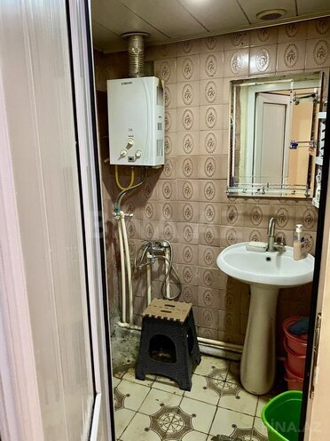 Satılır 4 otaqlı köhnə tikili 75 m², Xalqlar Dostluğu m., photo 10 from 12
