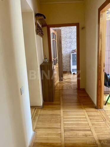 Satılır 4 otaqlı köhnə tikili 75 m², Xalqlar Dostluğu m., photo 8 from 12
