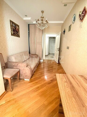 İcarəyə verilir 3 otaqlı köhnə tikili 90 m², 28 May m., photo 9 from 19