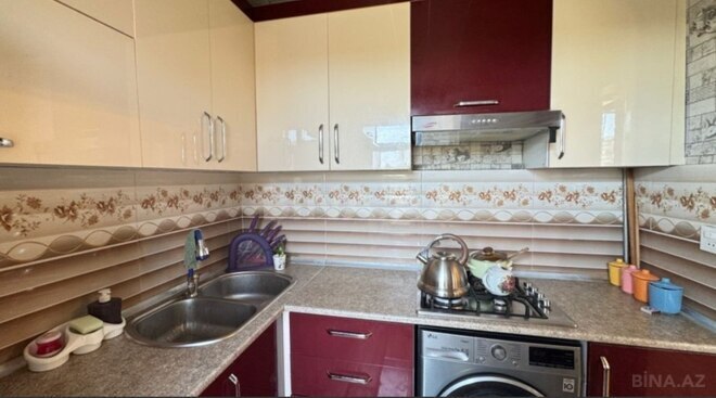 Продаётся 4-комн. вторичка 90 м², м. Ази Асланов, photo 16 from 22