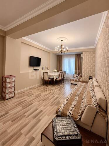 Продаётся 2-комн. новостройка 85 м², м. Нефтчиляр, photo 1 from 12