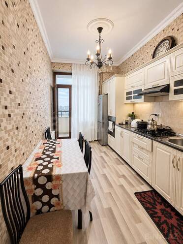 Продаётся 2-комн. новостройка 85 м², м. Нефтчиляр, photo 6 from 12