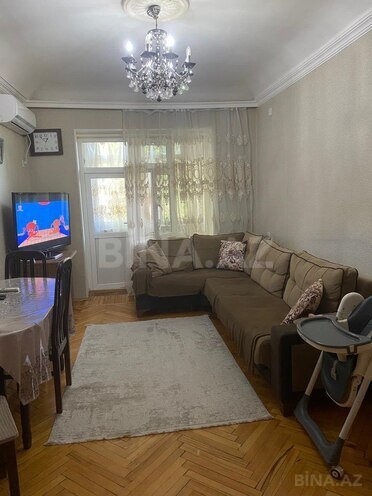 Продаётся 4-комн. вторичка 85 м², м. Халглар Достлугу, photo 1 from 12