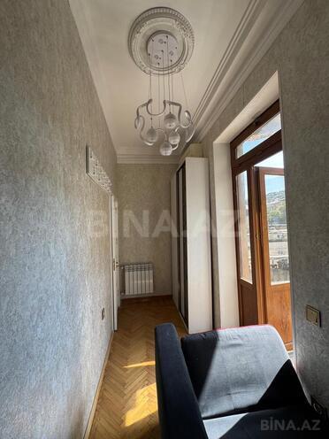 Satılır 2 otaqlı köhnə tikili 45 m², Bayıl q., photo 5 from 18