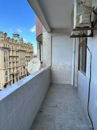 Сдаётся 3-комн. новостройка 125 м², Насиминский  р., photo 13 from 19