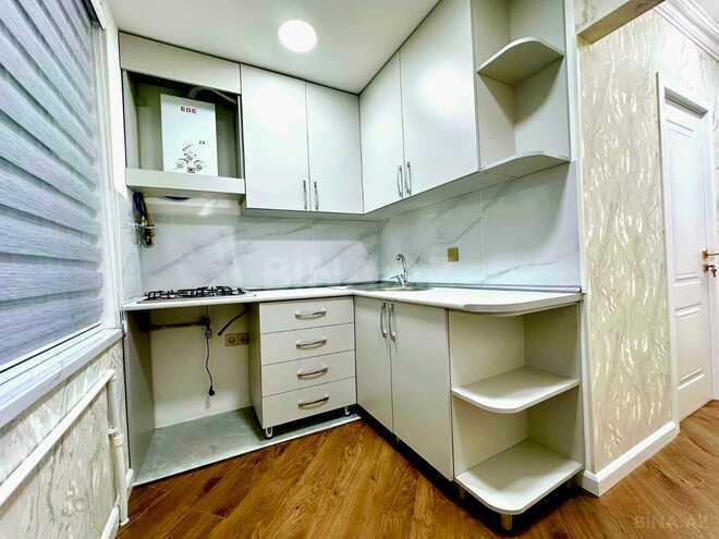 Satılır 3 otaqlı köhnə tikili 65 m², Qara Qarayev m., photo 12 from 14