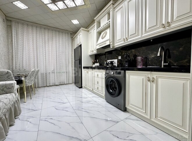 Продаётся 2-комн. новостройка 96 м², м. Нефтчиляр, photo 1 from 19