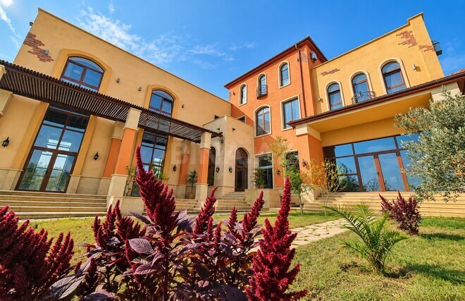 Satılır 10 otaqlı həyət evi/bağ evi 1 650 m², Badamdar q., photo 3 from 23