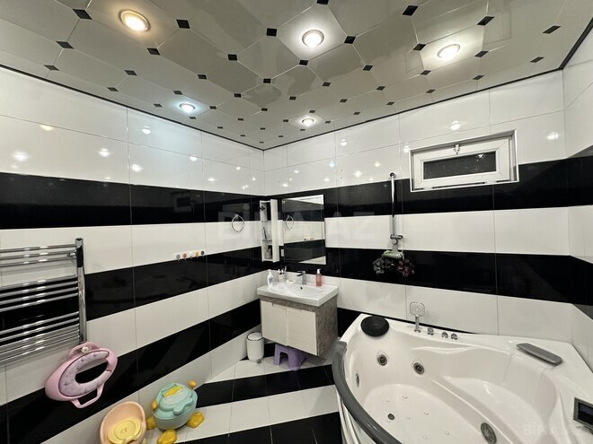 Satılır 6 otaqlı köhnə tikili 250 m², Sahil m., photo 28 from 31