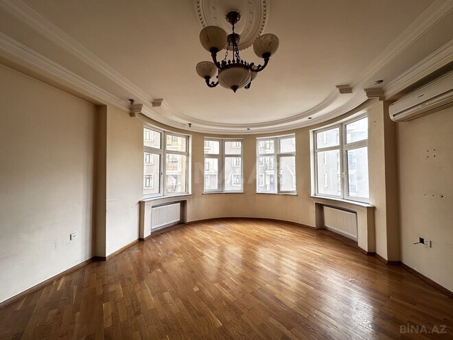 Продаётся 3-комн. новостройка 120 м², м. Гянджлик, photo 1 from 14