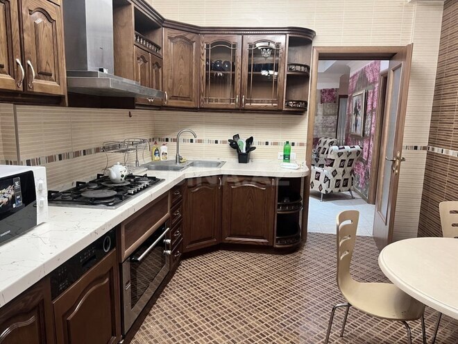 Сдаётся 4-комн. новостройка 160 м², м. Ичеришехер, photo 14 from 21