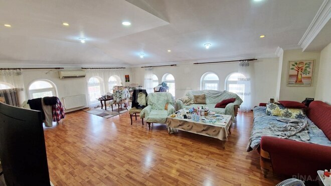 Satılır 4 otaqlı köhnə tikili 170 m², Nizami m., photo 1 from 18