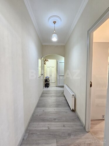Satılır 3 otaqlı köhnə tikili 75 m², İnşaatçılar m., photo 23 from 27
