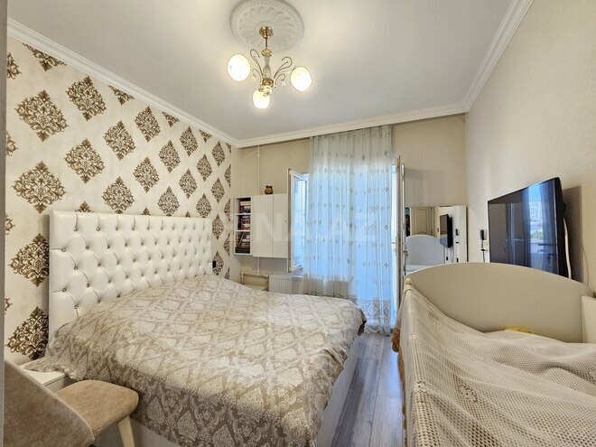 Satılır 3 otaqlı köhnə tikili 75 m², İnşaatçılar m., photo 8 from 27