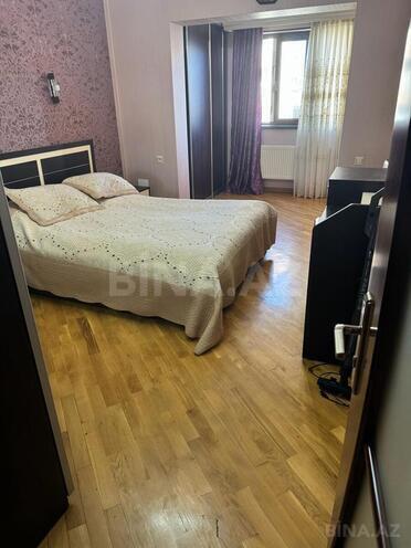 Сдается 3-комн. новостройка 70 м², м. Низами, photo 4 from 9