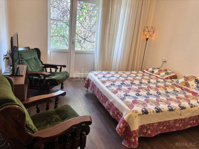 İcarəyə verilir 2 otaqlı köhnə tikili 76 m², Nizami m., photo 4 from 11