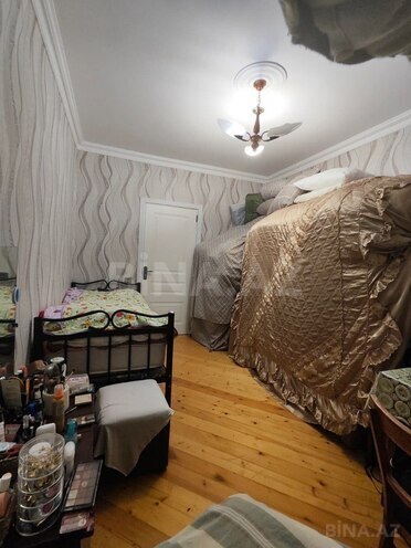 Satılır 4 otaqlı köhnə tikili 83 m², Bakıxanov q., photo 4 from 20