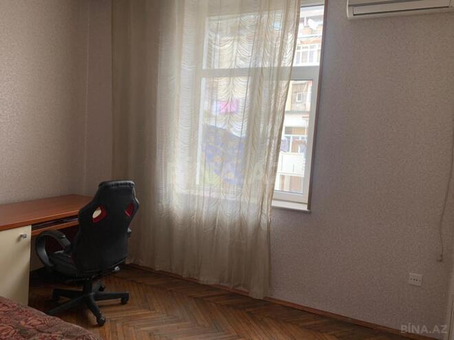 Продается 3-комн. вторичка 80 м², м. 28 мая, photo 10 from 13