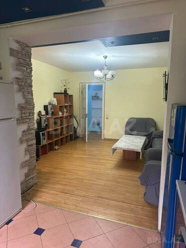Satılır 3 otaqlı köhnə tikili 60 m², Nizami m., photo 1 from 13