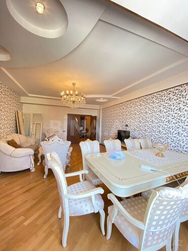 Сдается 3-комн. новостройка 148 м², м. 8 ноября, photo 7 from 23