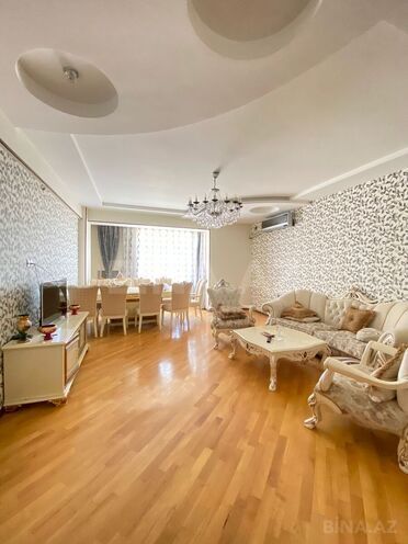 Сдается 3-комн. новостройка 148 м², м. 8 ноября, photo 1 from 23