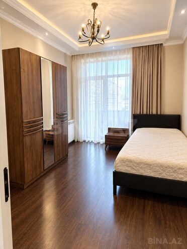Сдаётся 3-комн. новостройка 120 м², м. 28 мая, photo 10 from 18