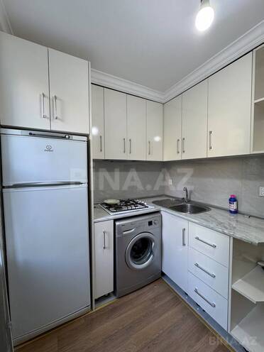 Продаётся 3-комн. вторичка 70 м², м. Элмляр Академиясы, photo 8 from 12