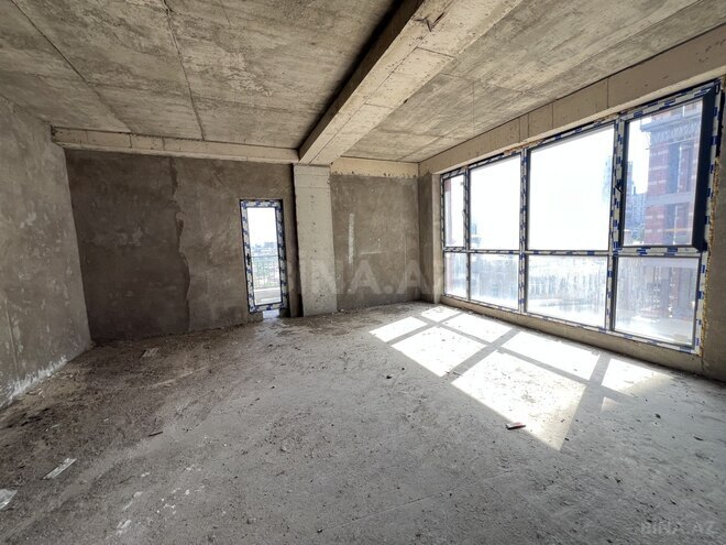 Продаётся 4-комн. новостройка 207 м², м. Низами, photo 13 from 17