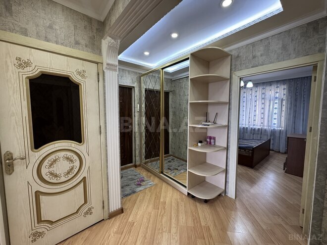 Продается 3-комн. вторичка 90 м², м. Халглар Достлугу, photo 1 from 16