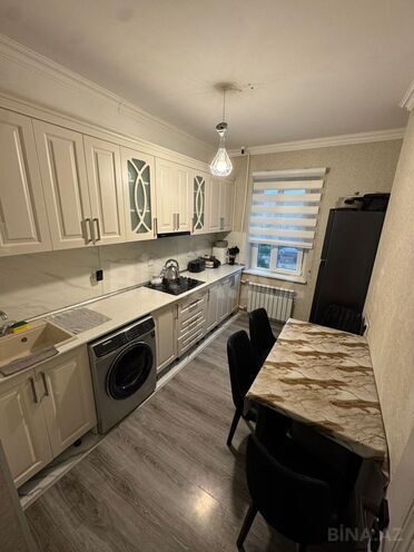 Satılır 4 otaqlı köhnə tikili 100 m², Bakıxanov q., photo 5 from 14
