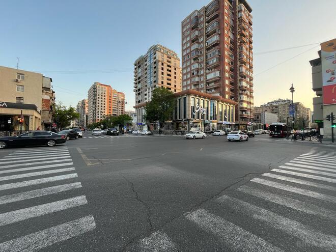 Продаётся 2-комн. вторичка 50 м², м. Гянджлик, photo 17 from 18