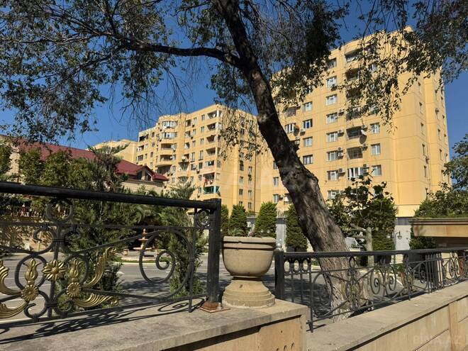Продаётся 3-комн. вторичка 80 м², м. Иншаатчылар, photo 13 from 14