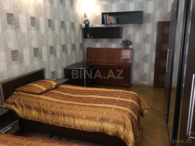 Продаётся 3-комн. вторичка 80 м², м. Насими, photo 12 from 19