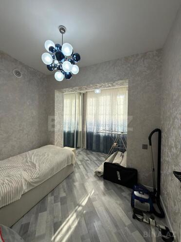 Продаётся 3-комн. вторичка 65 м², м. Ази Асланов, photo 8 from 11