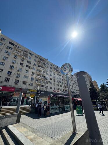Satılır 2 otaqlı köhnə tikili 65 m², Həzi Aslanov m., photo 1 from 12