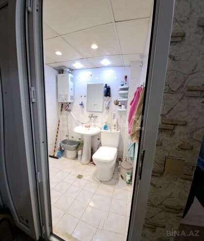 Продаётся 2-комн. вторичка 45 м², м. Ази Асланов, photo 6 from 12