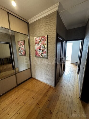 Satılır 2 otaqlı köhnə tikili 70 m², İnşaatçılar m., photo 5 from 14