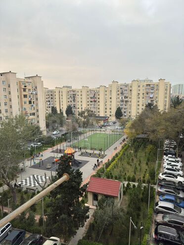 Продается 3-комн. вторичка 85 м², м. Ази Асланов, photo 1 from 16