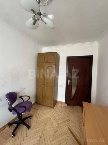 Сдается 3-комн. вторичка 70 м², м. Низами, photo 13 from 14