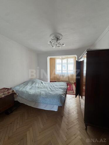 Сдается 3-комн. вторичка 70 м², м. Низами, photo 1 from 14