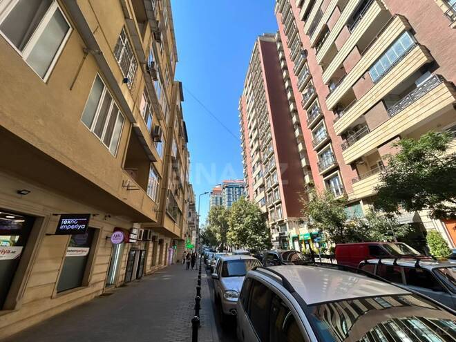 Satılır 3 otaqlı köhnə tikili 75 m², 28 May m., photo 1 from 22