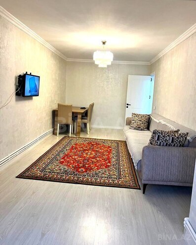Продаётся 3-комн. вторичка 70 м², м. Халглар Достлугу, photo 1 from 18